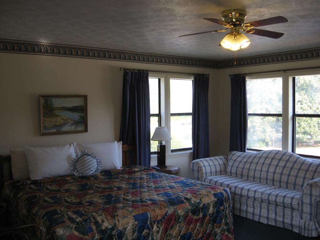 White Columns Motel 파인마운틴 객실 사진